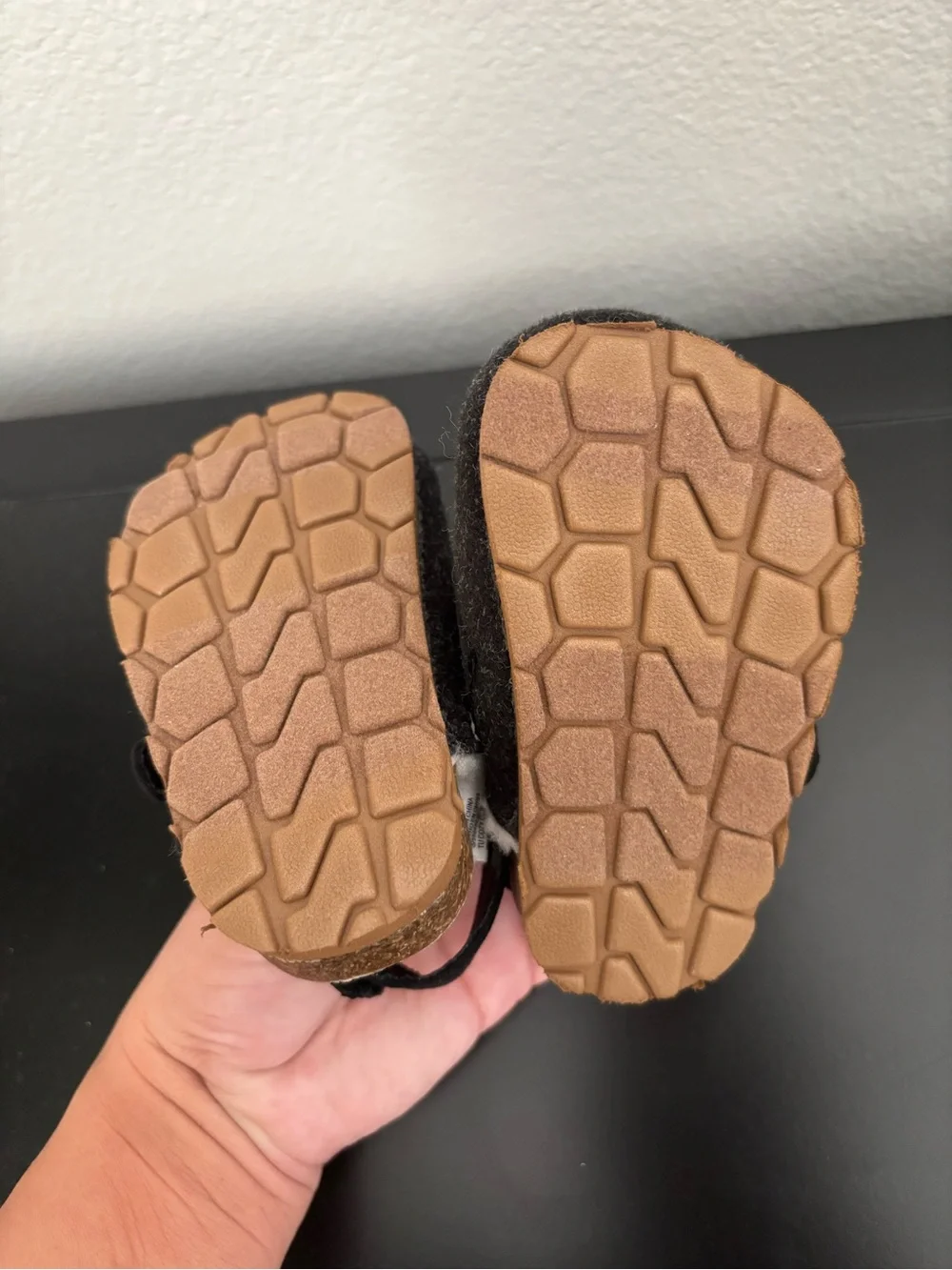 New Baby Gap Cozy Clogs sz 3/4c